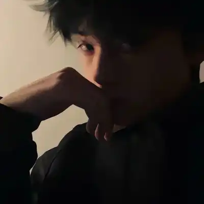 秦明凝